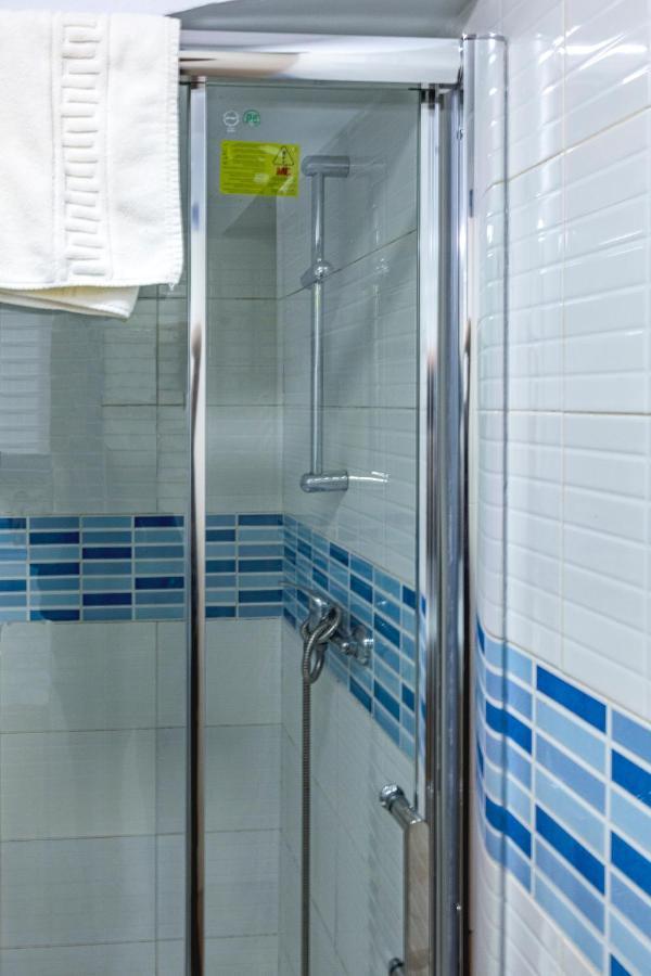 Aparbel Flota Apartment Seville Ngoại thất bức ảnh