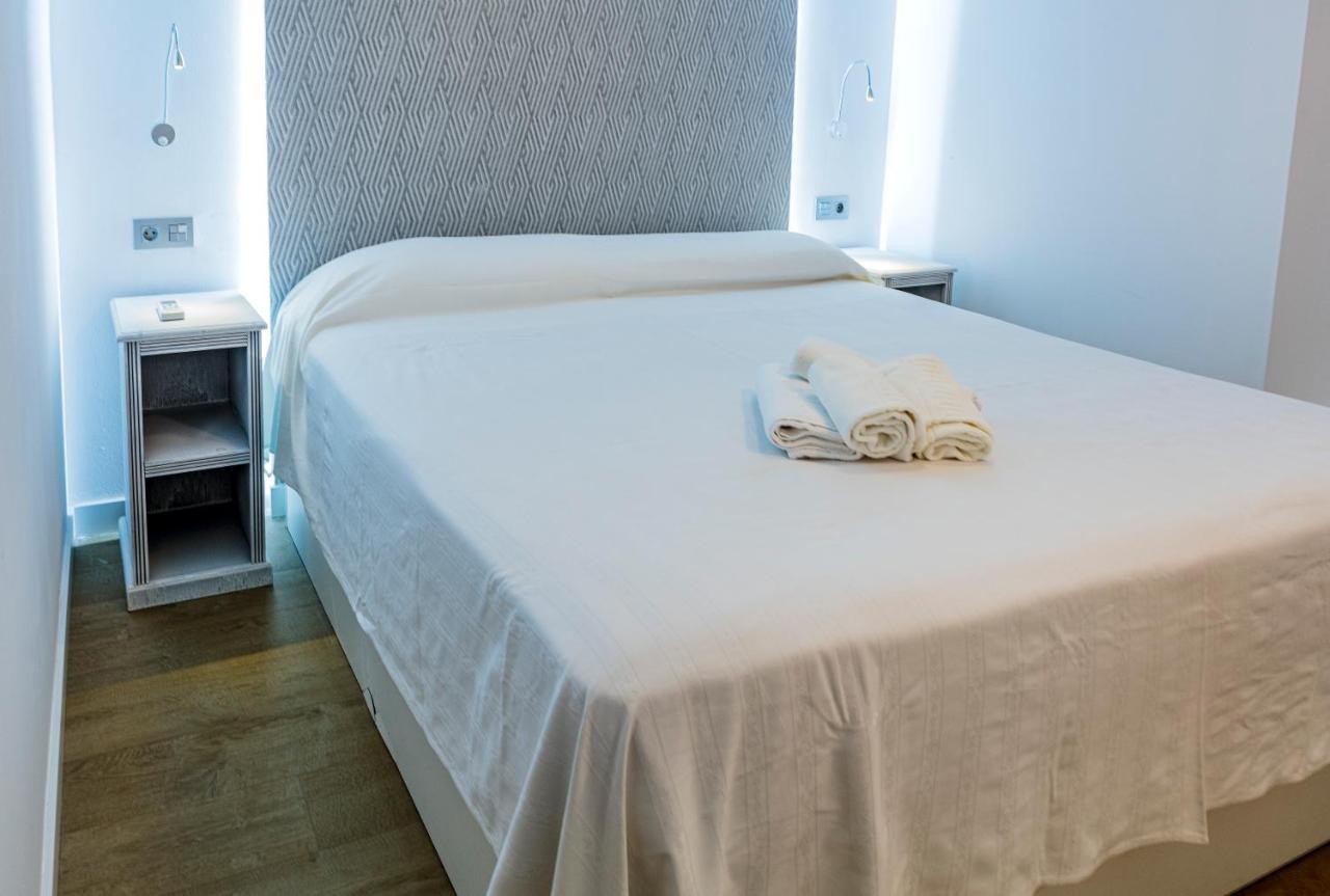 Aparbel Flota Apartment Seville Ngoại thất bức ảnh