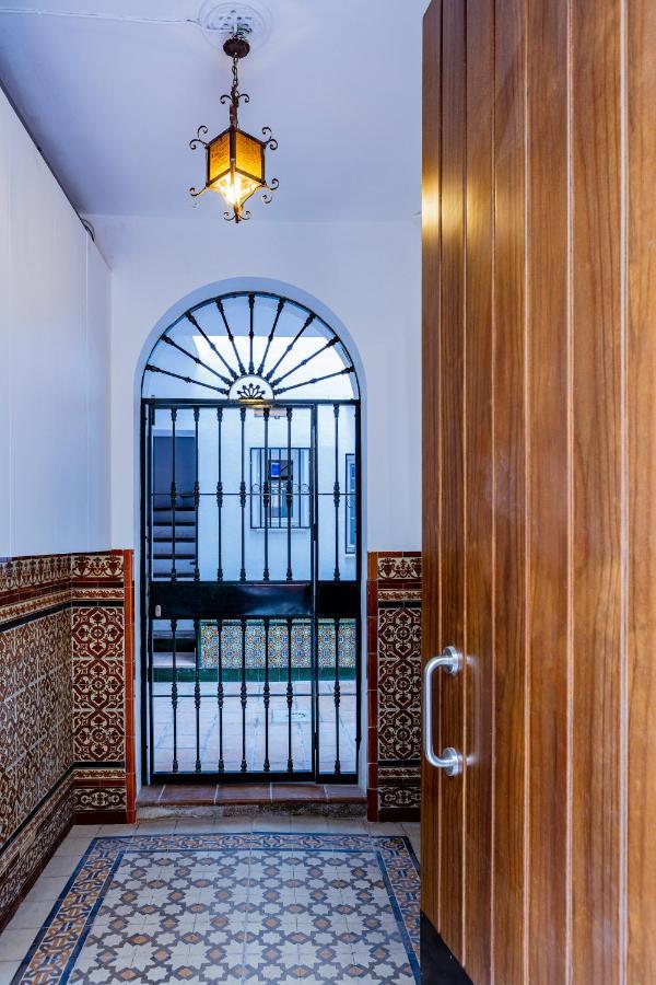 Aparbel Flota Apartment Seville Ngoại thất bức ảnh