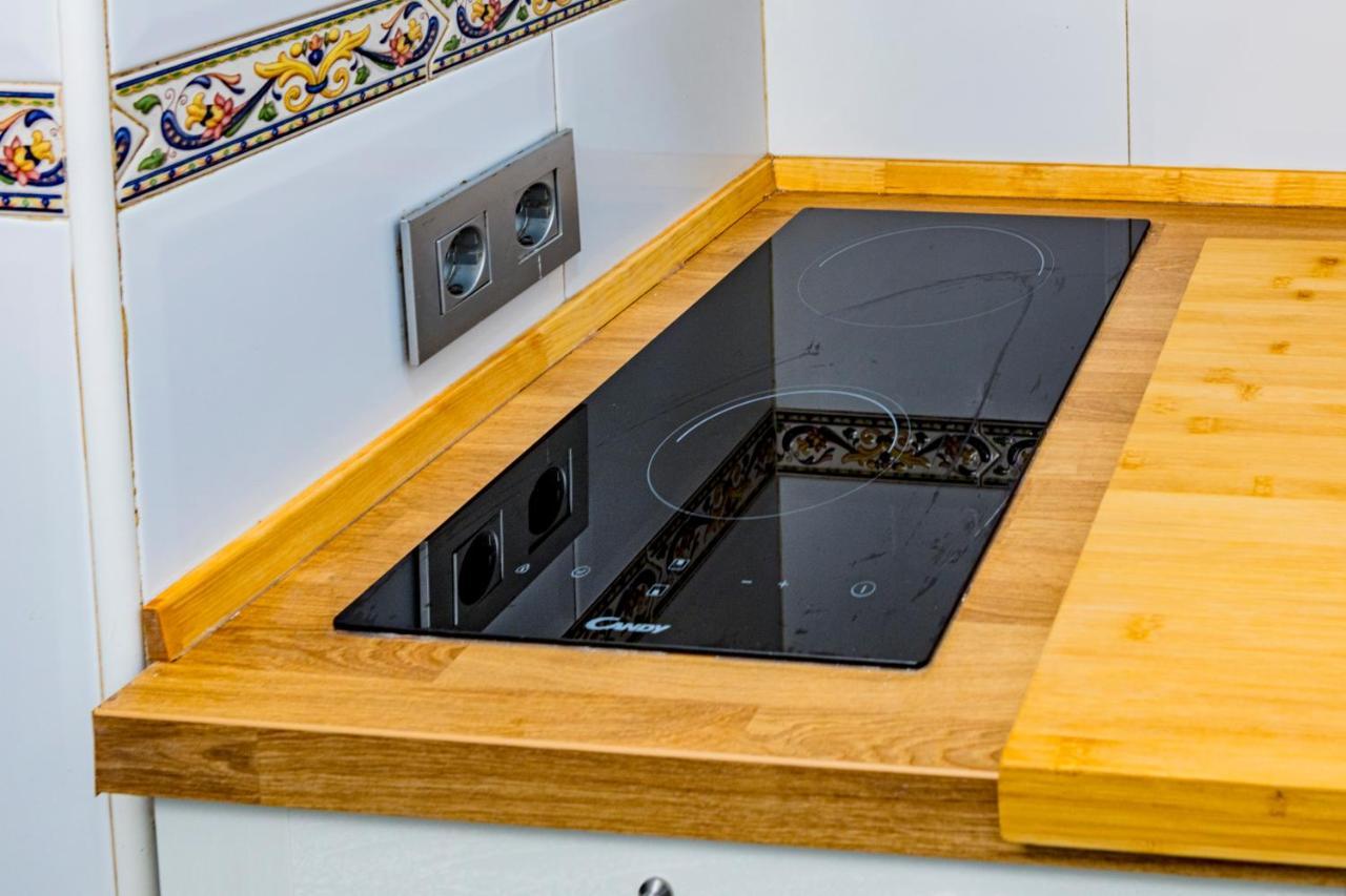 Aparbel Flota Apartment Seville Ngoại thất bức ảnh